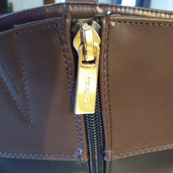 New in box Michael Kors Boots - Picture 3 of 4